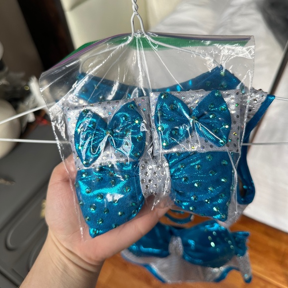 Custom Dance Set - Picture 6 of 6